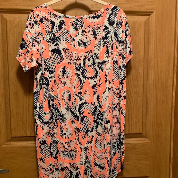 Short sleeve top - Picture 2 of 4